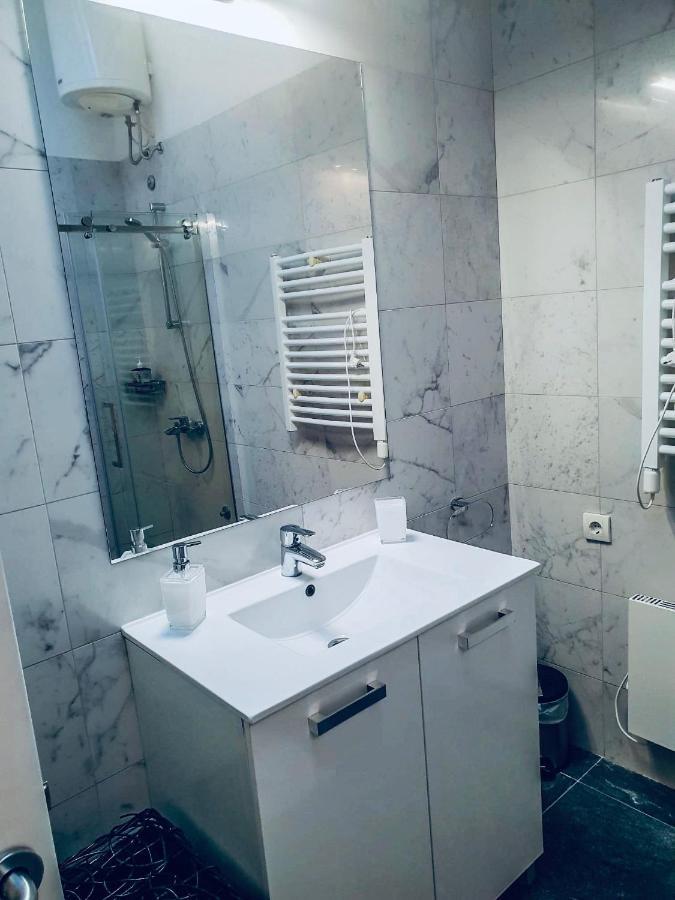 Sara Apartment Belgrade Extérieur photo